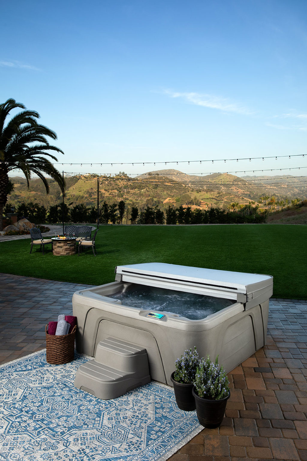 Fantasy Spas, Entice 5Person PlugIn 110v Hot Tub Fantasy Spas