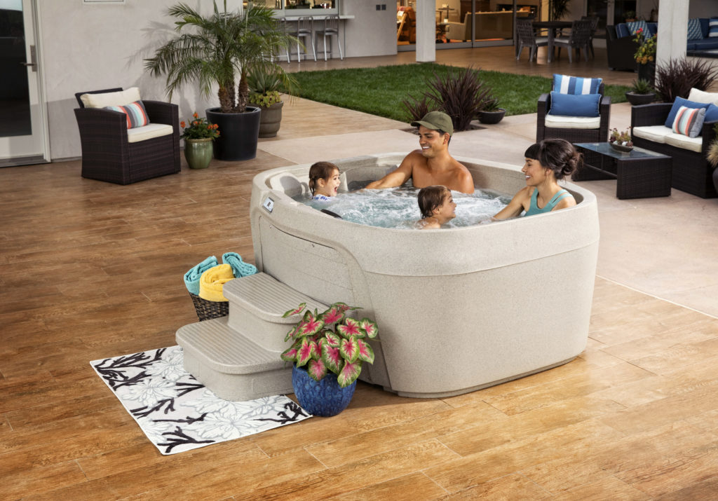 Fantasy Spas, Drift 4Person PlugIn 110v Hot Tub Fantasy Spas