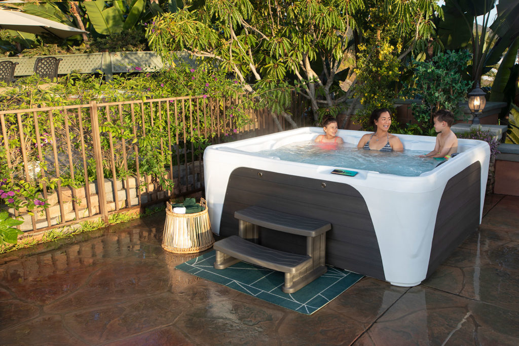 Entice® Premier Fantasy Spas Fantasy Spas